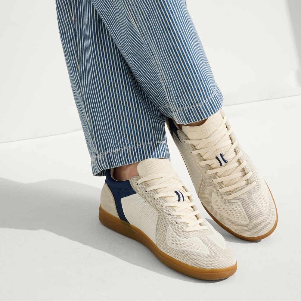 Rothys Mens RS01 Low Lace Up Sneaker US 12.5 EU 45 Off White Navy Casual Comfy - Picture 1 of 14